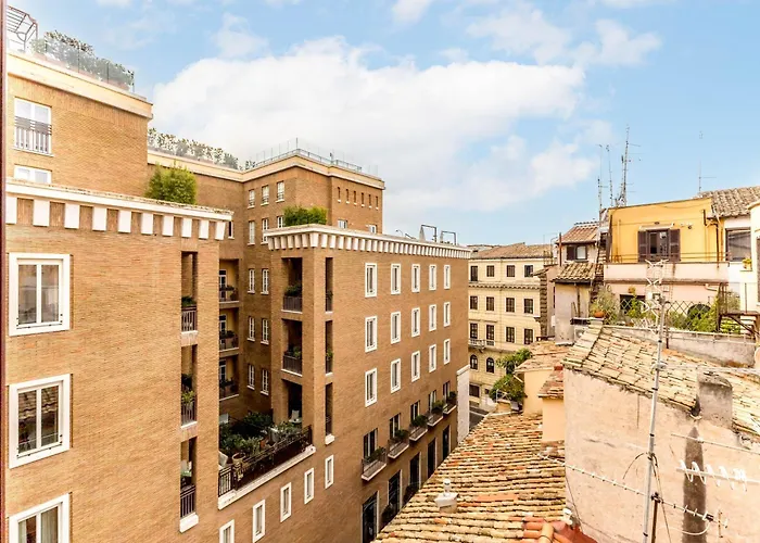 Il Palazzetto Di Via Della Frezza