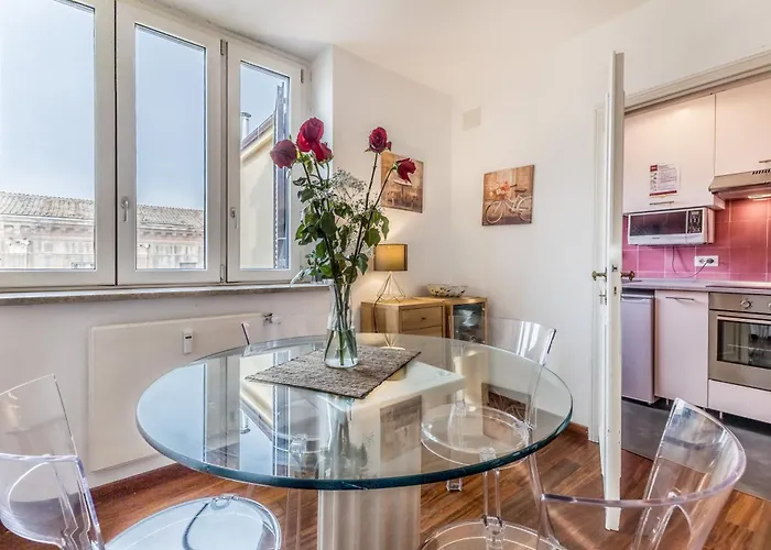 Il Palazzetto Di Via Della Frezza